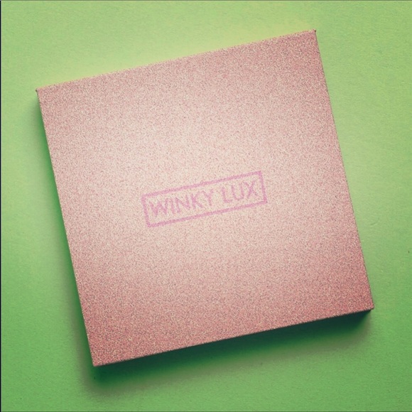 New Winky Lux Sugar Kitten Eyeshadow Palette - Picture 3 of 8